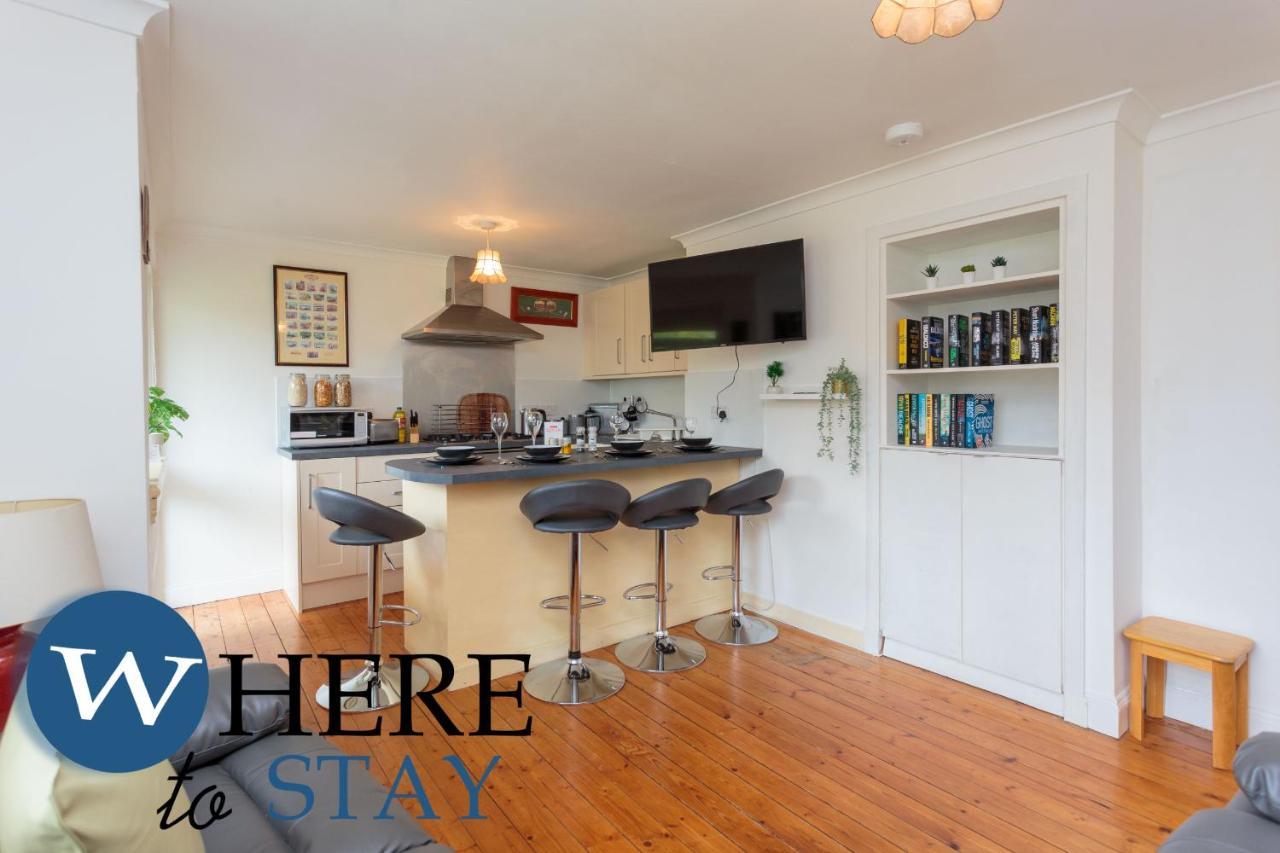 Lovely Apartment By The Hillwood Park-Free Parking EDI Eksteriør bilde